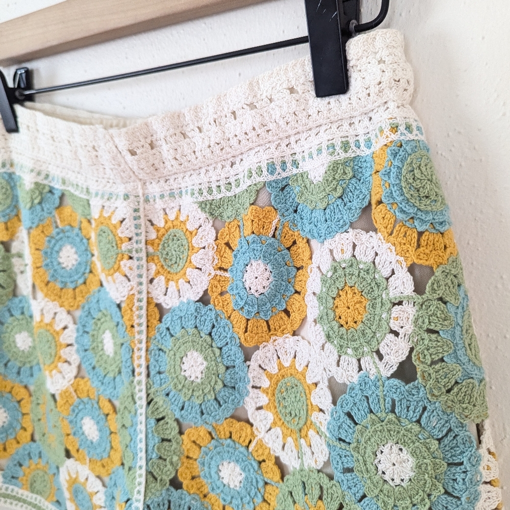 OPULLENCE | Crochet Knit Shorts | Bohemian | Beach - Picture 2 of 6